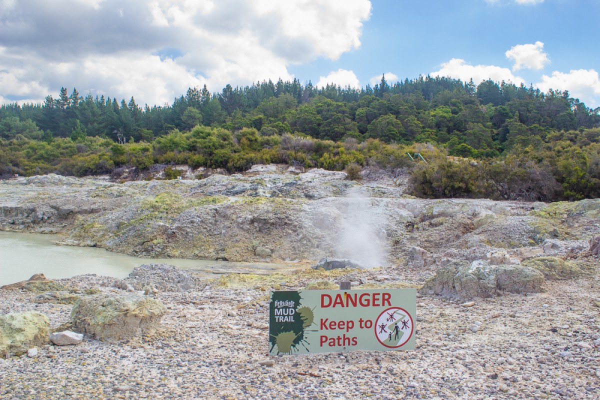 image of Hell's Gate Geothermal Reserve and Mud Spa